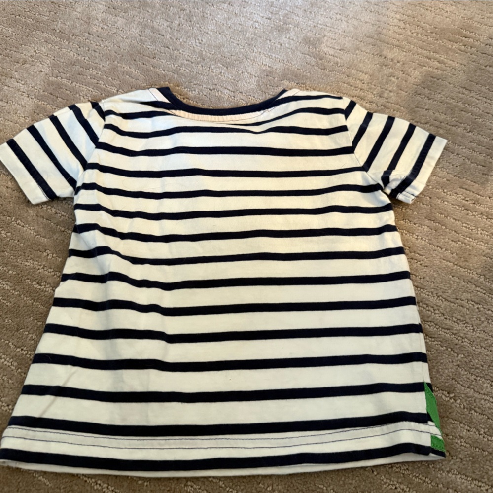 Mini Boden Elephant T shirt - Picture 2 of 3